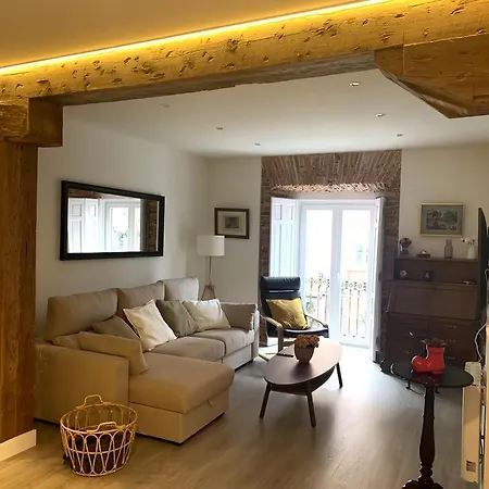 Moderno Y Luminoso Apto En La Bahia De *