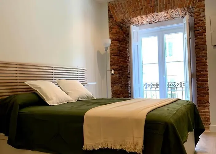 Moderno Y Luminoso Apto En La Bahia De