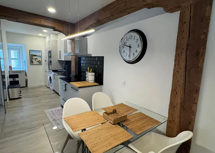 Moderno Y Luminoso Apto En La Bahia De סנטנדר